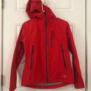 L.L. Bean rain jacket / gore-tex shell